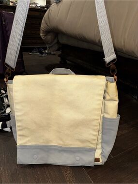 Petunia Pickle Bottom Cream and Light Gray Kids Messenger Bag